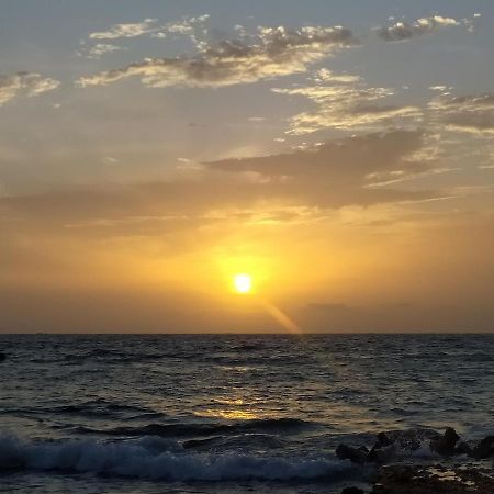 Готель Sol Y Mar Puerto Limon Екстер'єр фото
